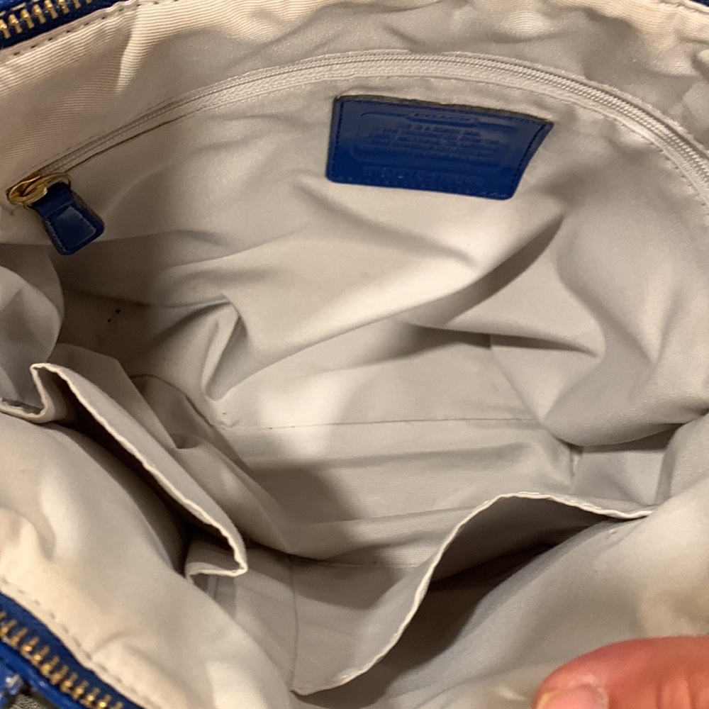 Coach Brown and Blue Signature Tote - Picture 11 of 15